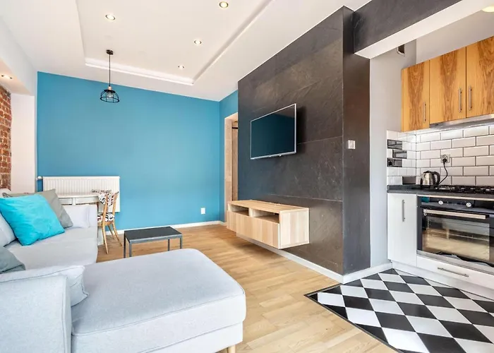 Kowalska Old Town & Parking